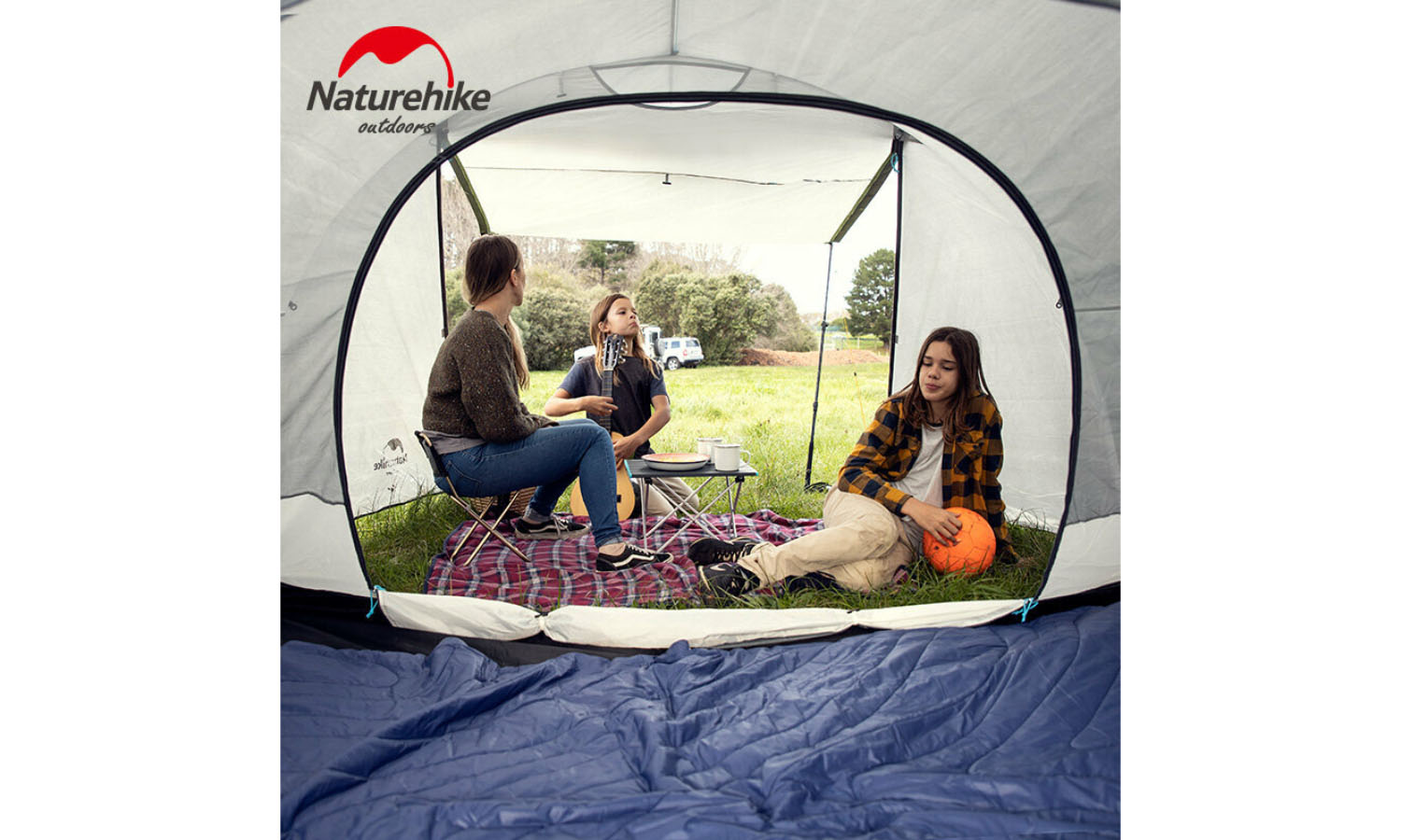 Палатка трехместная Naturehike Cloud Fun NH19ZP006, 210T/Silver Coated, белая 2