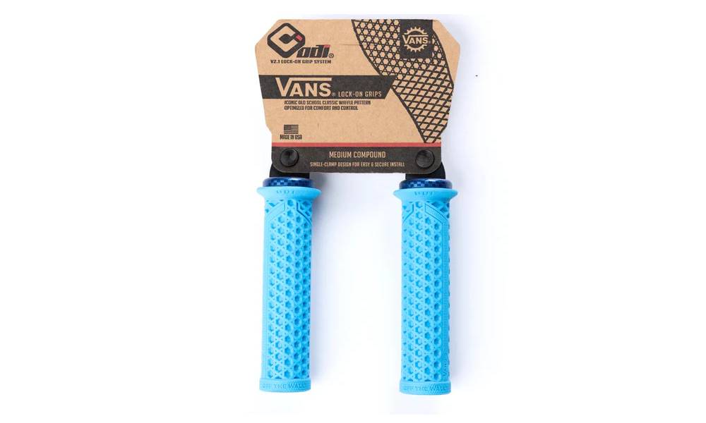 Грипсы ODI Vans v2.1 Lock-On MTB Closed End Light Blue 3 Грипсы ODI Vans v2.1 Lock-On MTB Closed End Light Blue 3