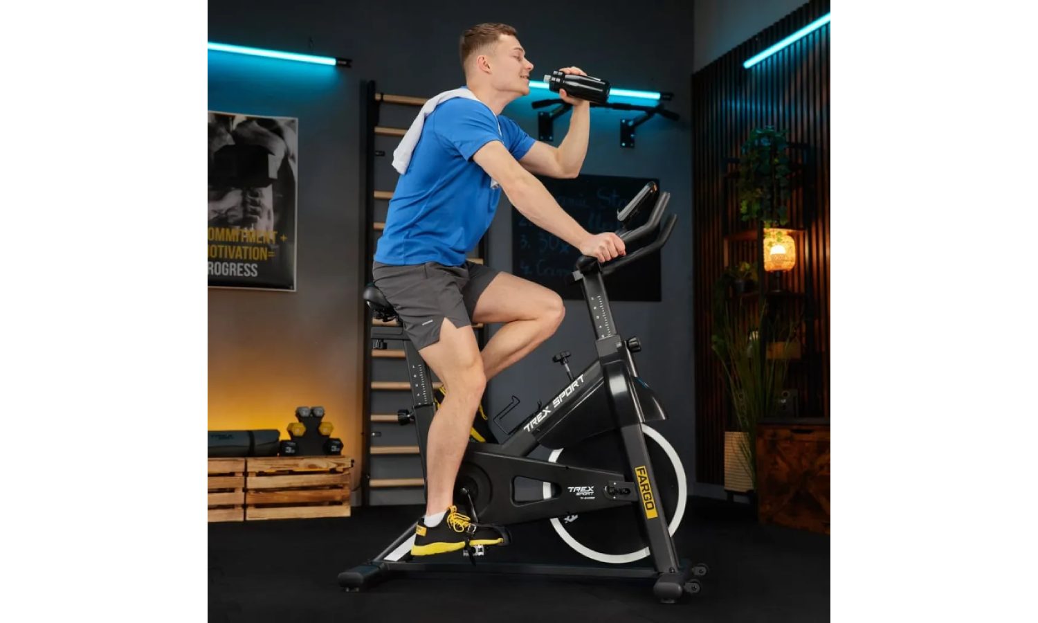 Спинбайк Trex Sport TX-840SB FARGO черный 13 Спинбайк Trex Sport TX-840SB FARGO черный 13