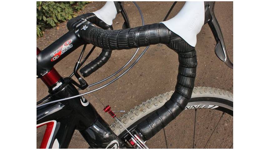Обмотка руля ODI 3.5 mm Dual-Ply Performance Bar Tape - Red/White 3 Обмотка руля ODI 3.5 mm Dual-Ply Performance Bar Tape - Red/White 3