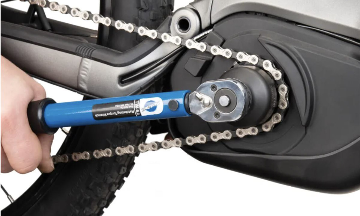 Фотографія Ключ знімання. локінгів електровелосипедів Park Tool LRT-2 SHIMANO® STEPS® E6100, E7000, E8000 та E9000 для локінгів діаметом 54мм 16 пазів (Shimano TL- 4