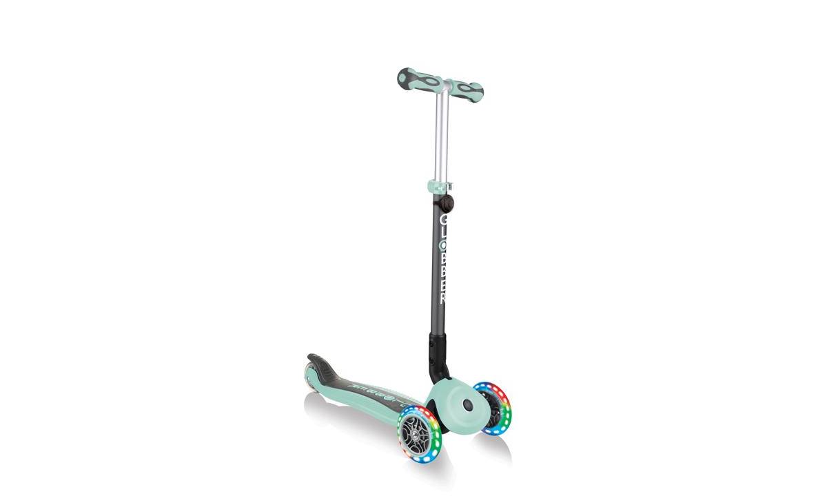 Самокат GLOBBER GO UP DELUXE LIGHTS 5в1 мятный, со светящимися колёсами 4