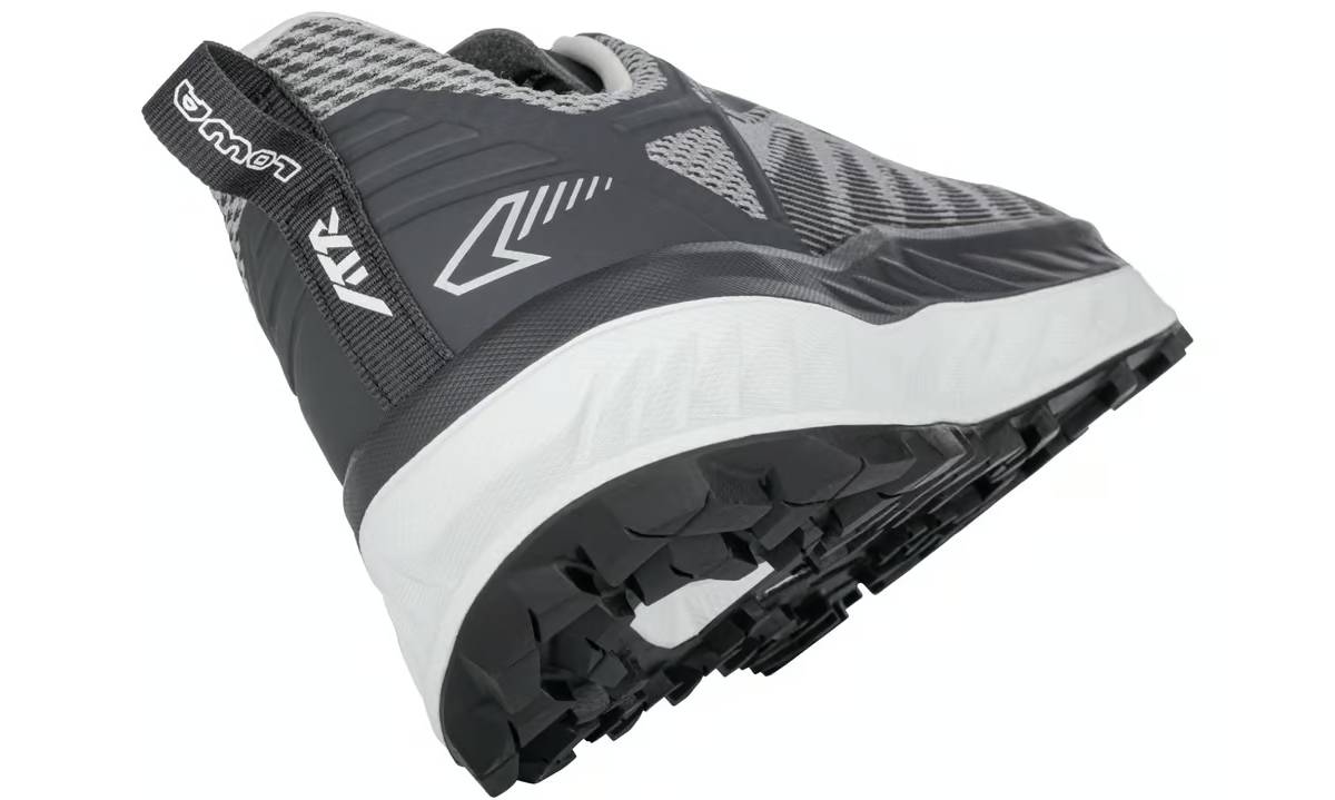 Кроссовки мужские LOWA Fortux GTX black-white размер 42.5 3 Кроссовки мужские LOWA Fortux GTX black-white размер 42.5 3