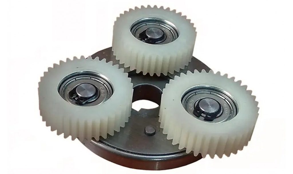 Обгінна муфта з шестернями DN для редукторного мотору 36т пластик Обгінна муфта з шестернями DN для редукторного мотору 36т пластик