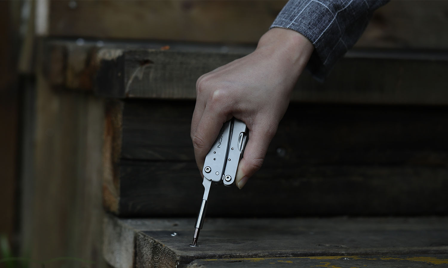 Мини мультитул Roxon M2 со сменными битами, серый 3 Мини мультитул Roxon M2 со сменными битами, серый 3