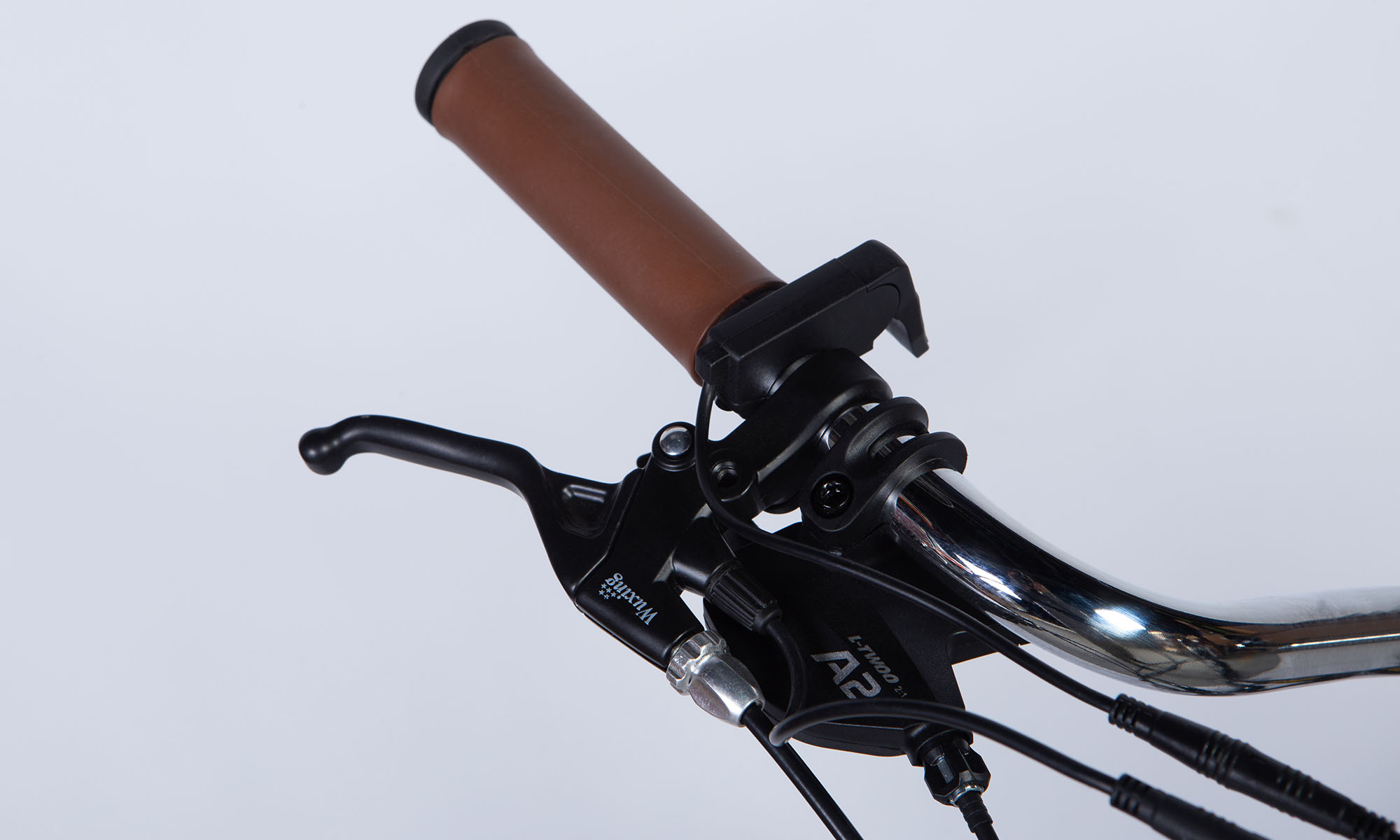 Велосипед c электроприводом Dorozhnik eRETRO Vbr FR 28", размер L, рама 19" 36B 12.5А*ч 500Вт, 2025, черный 6