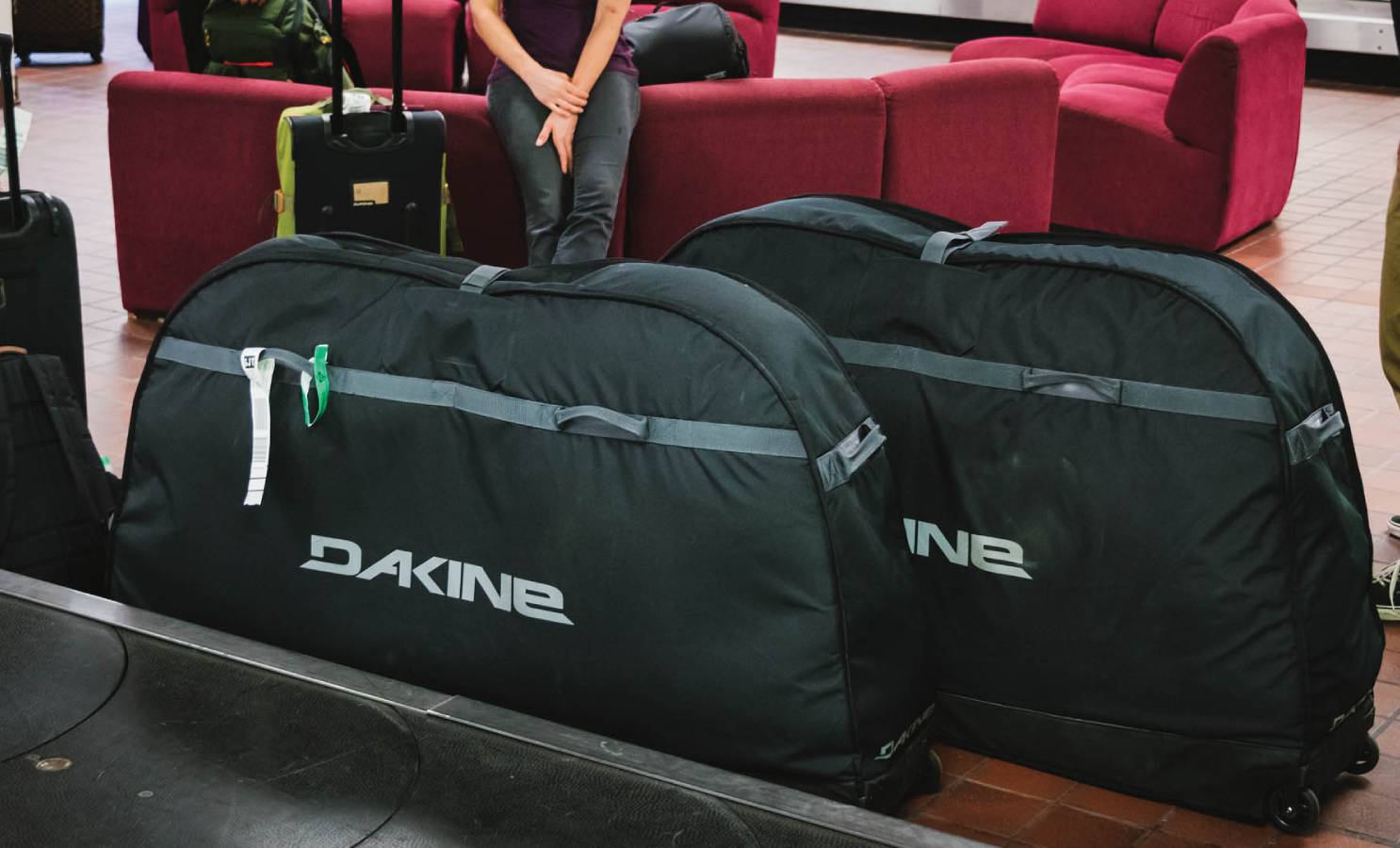 Фотографія Чохол для велосипеда DAKINE BIKE ROLLER BAG 2021 2