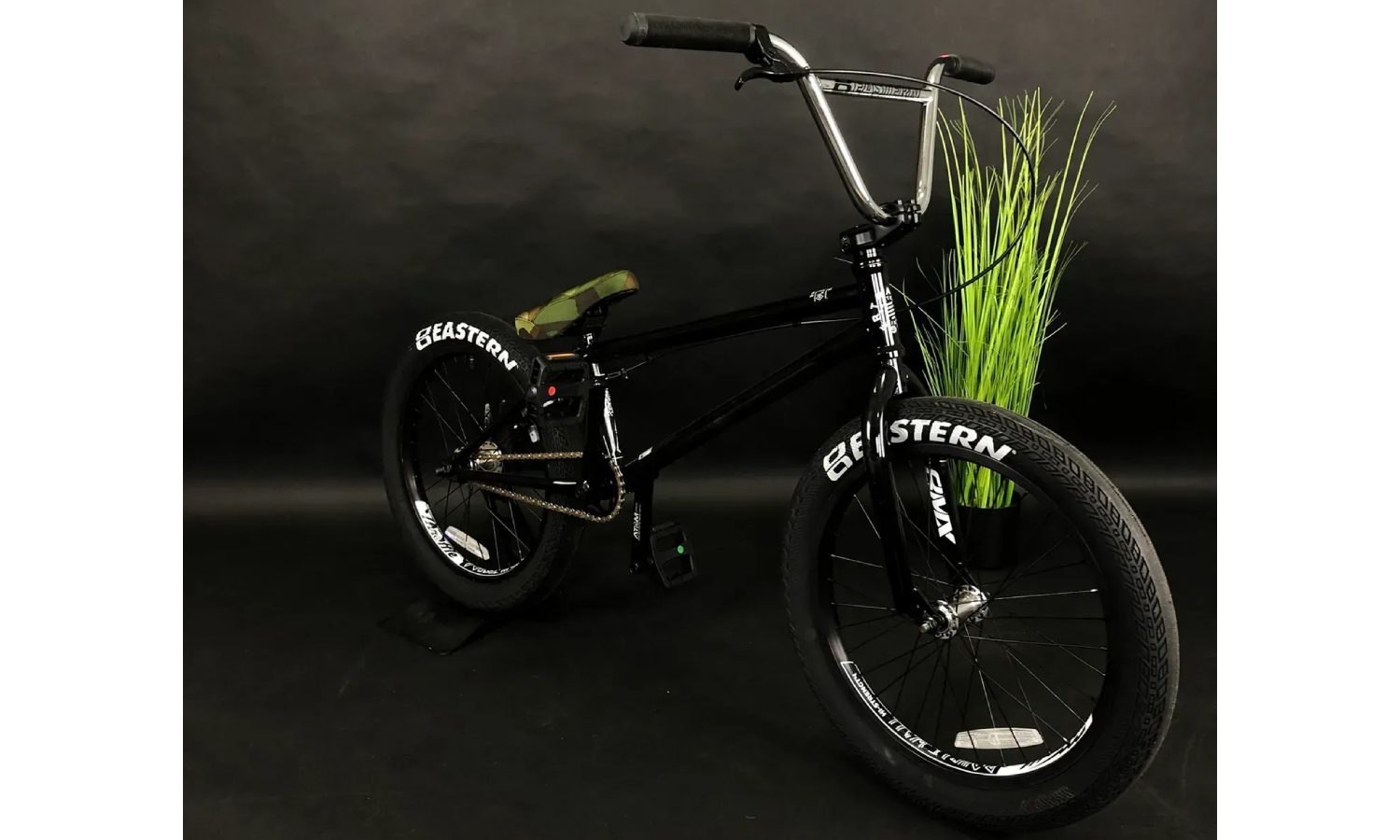 Велосипед Eastern BMX Traildigger 20" рама 20,75" черный 8 Велосипед Eastern BMX Traildigger 20" рама 20,75" черный 8
