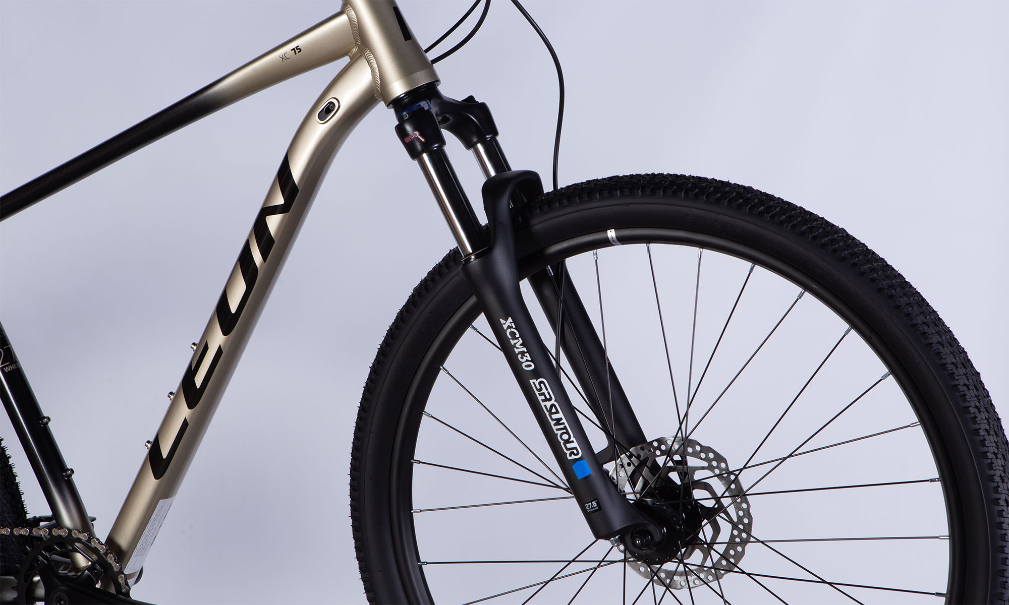 Велосипед Leon XC 75 HDD 27,5", размер L, рама 20", 2025, серебристый с черным  4