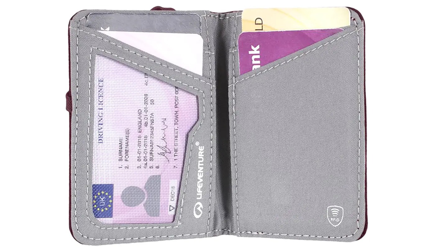 Фотография Кошелек Lifeventure Recycled RFID Card Wallet plum 2