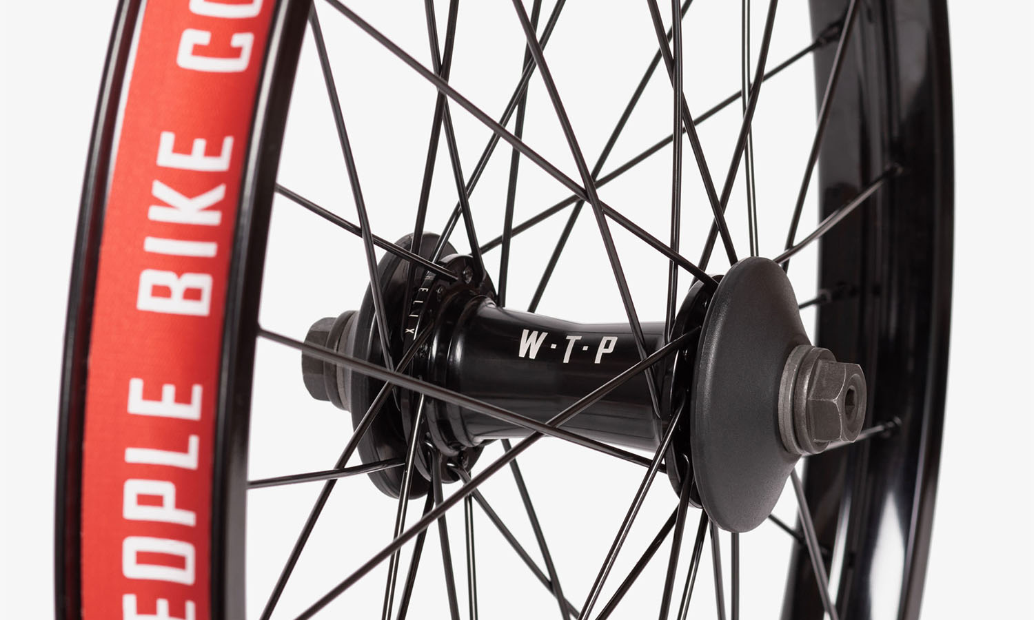 Колесо переднє WeThePeople HELIX 20" чорне з хабгардами 2 Колесо переднє WeThePeople HELIX 20" чорне з хабгардами 2