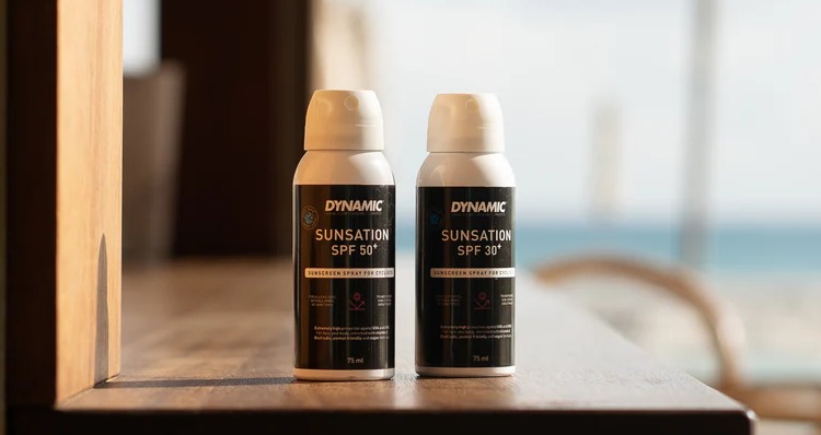 Динамічний сонця SPF SPF 30⁺ стійкий до води та поту, бута/100 мл 3