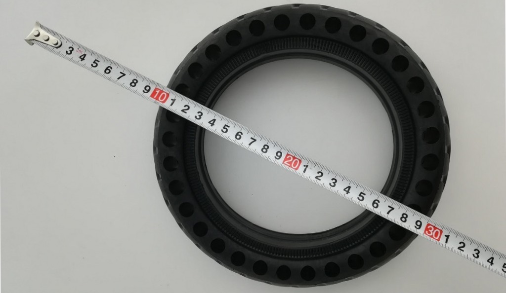 Шина 8 1/2x2.0-3, чорний 4 Шина 8 1/2x2.0-3, чорний 4