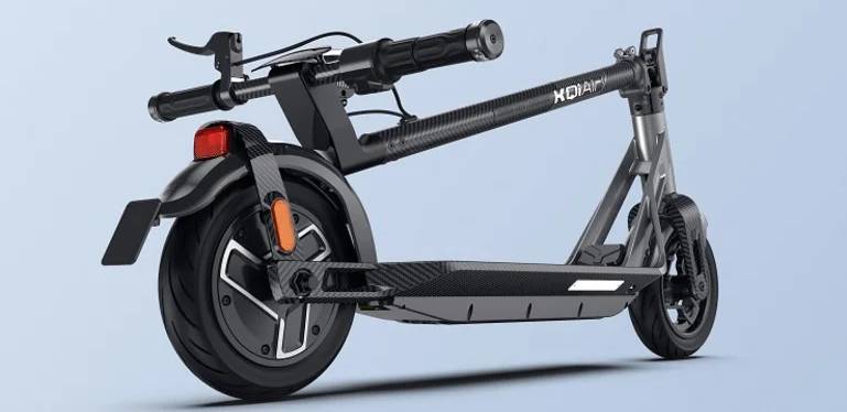 Электросамокат NIU KQi Air Carbon + Magnesium UltraLight 9,5", 350(700)W, 9,4Ah,  App, черный 6