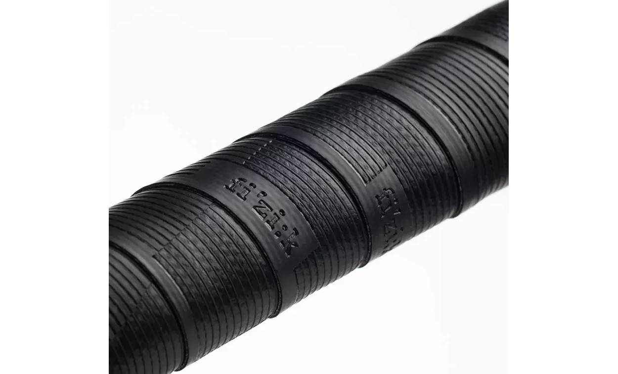 Обмотка руля Fizik VENTO SOLOCUSH 2.7мм Tacky, Black 2 Обмотка руля Fizik VENTO SOLOCUSH 2.7мм Tacky, Black 2