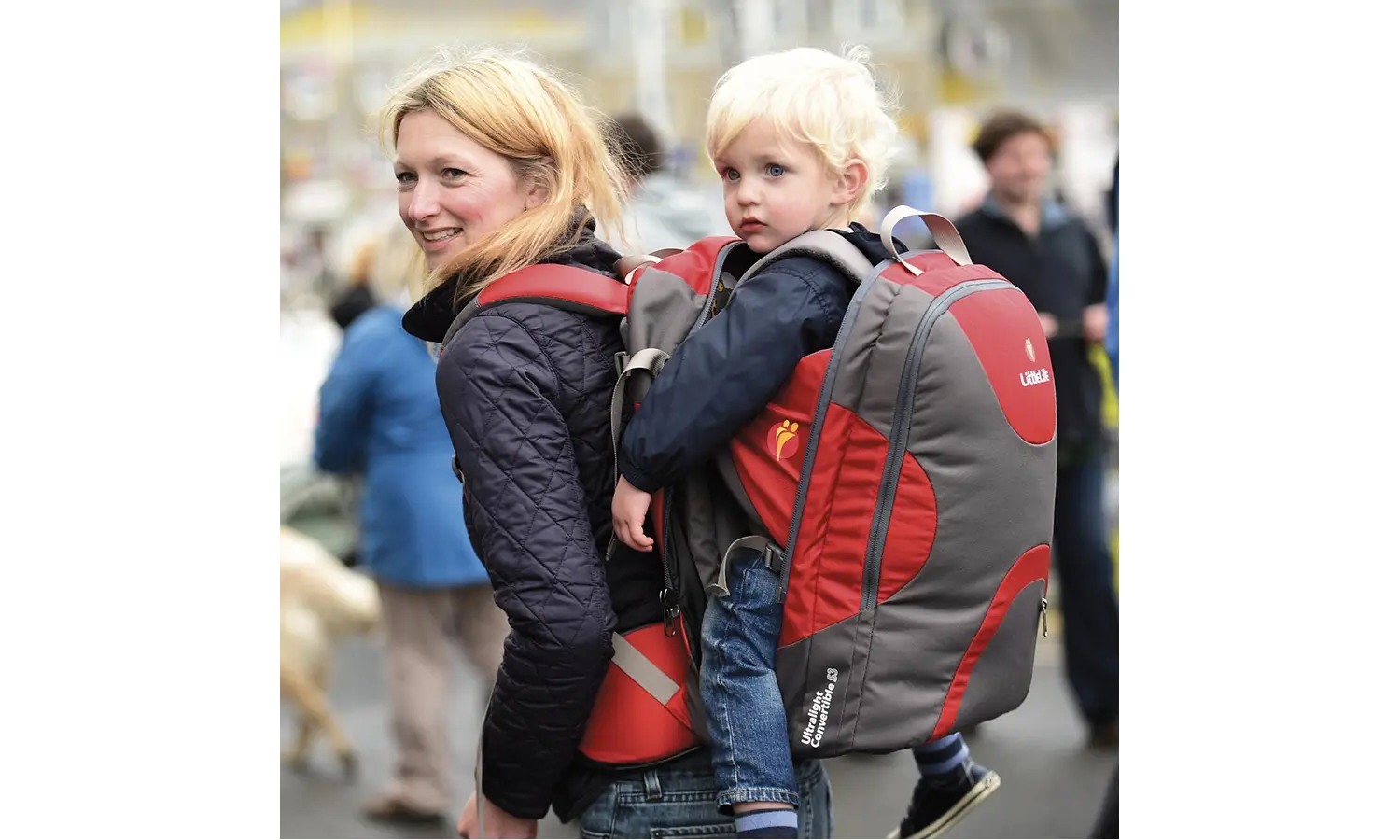 Рюкзак для перенесення дитини Little Life Traveller S3 red 3