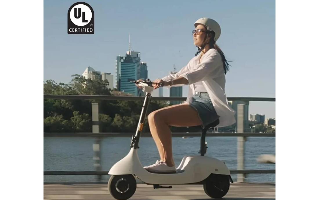 Электросамокат с сидением OKAI Ceetle PRO EA10C 10" 350(900)W, 25Km/h, 10,4Ah, NFC, App, белый 8 Электросамокат с сидением OKAI Ceetle PRO EA10C 10" 350(900)W, 25Km/h, 10,4Ah, NFC, App, белый 8