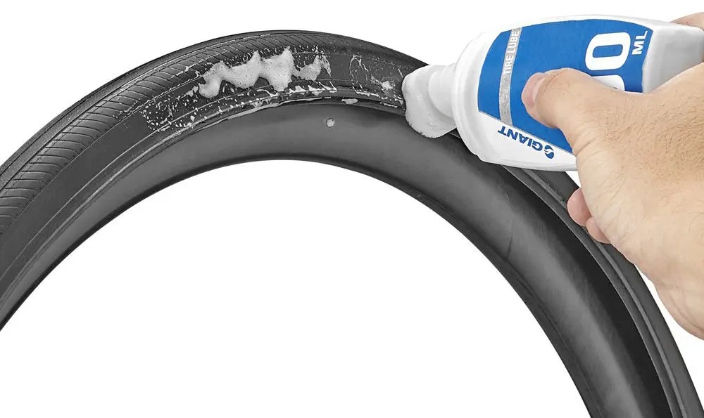 Смазчик для монтажа бескамерных покрышек Giant Tire Lube, 100мл 2