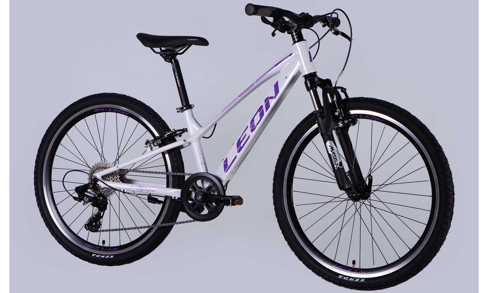 Велосипед Leon JUNIOR AM Vbr CS 24", размер XXS, рама 12", год 2025, белый с сиреневым 4