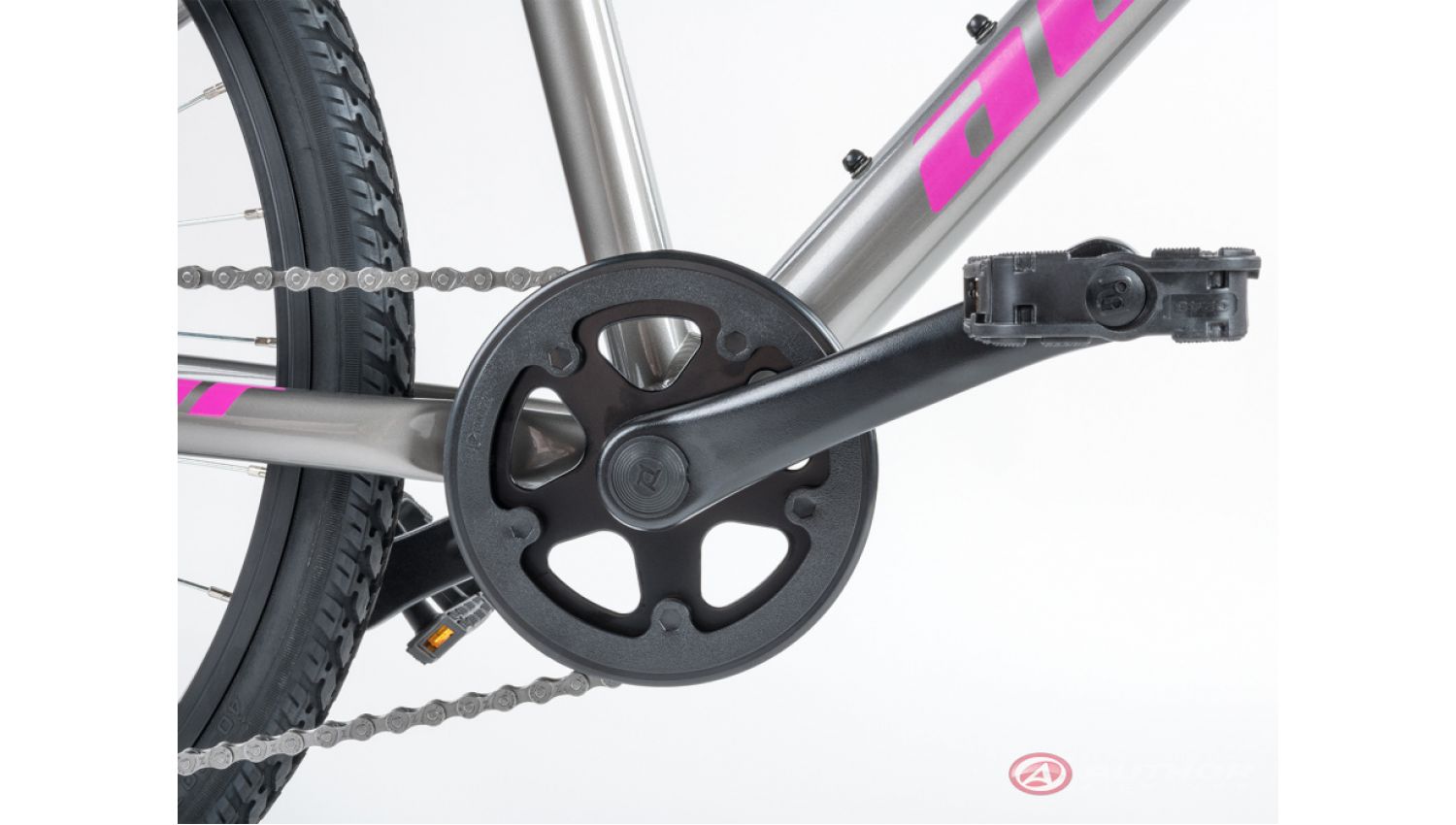 Фотография Велосипед AUTHOR Ultima 24" рама 12,5" XS (2023) Серо-розовый 3