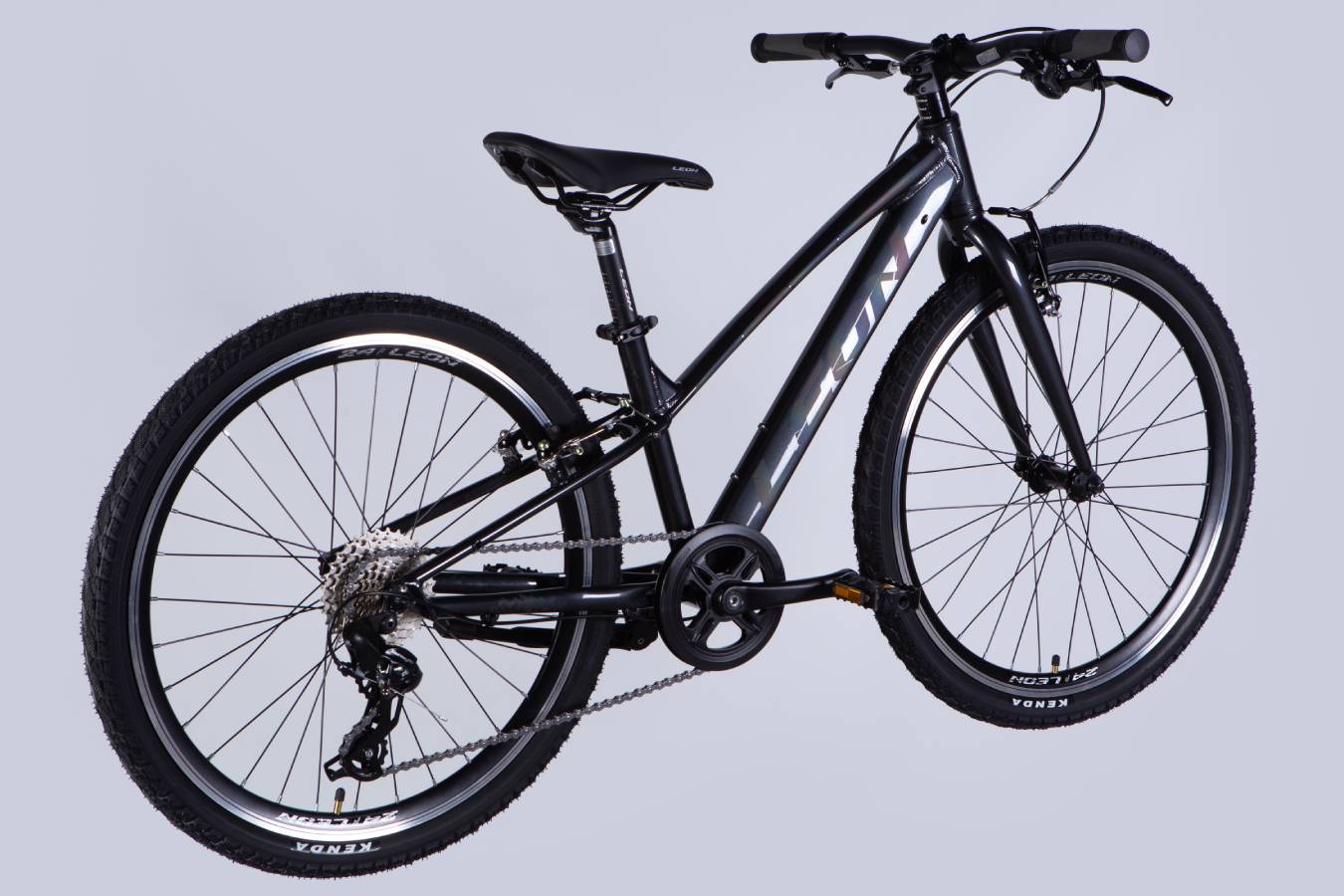 Велосипед Leon JUNIOR Vbr CS 24", размер XXS, рама 12", 2025, черный 3 Велосипед Leon JUNIOR Vbr CS 24", размер XXS, рама 12", 2025, черный 3