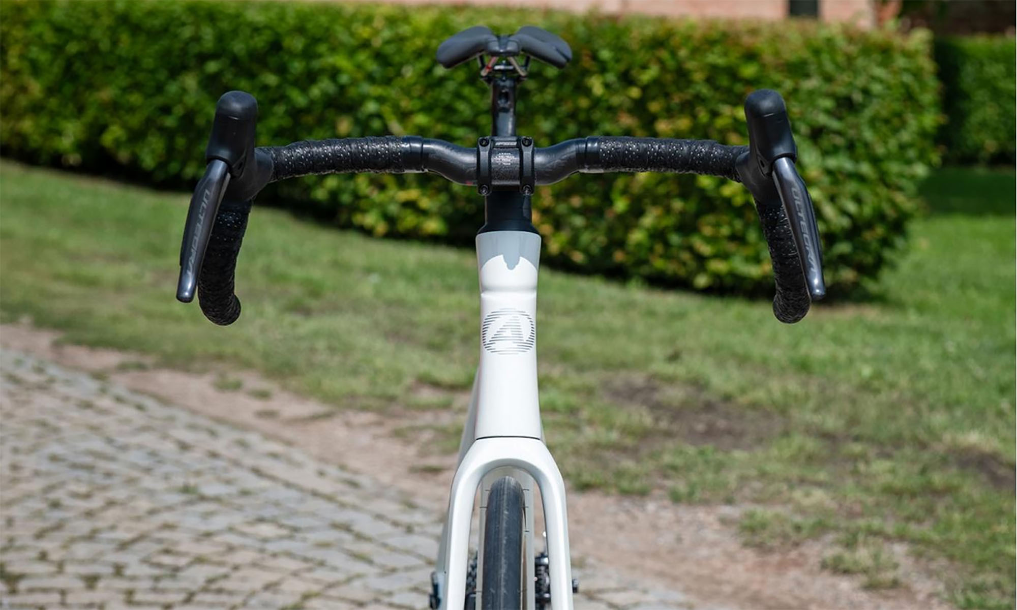 Велосипед AUTHOR CHARISMA 66i, 28" (700c), размер XL, рама 55 см, год 2026, Белый 5