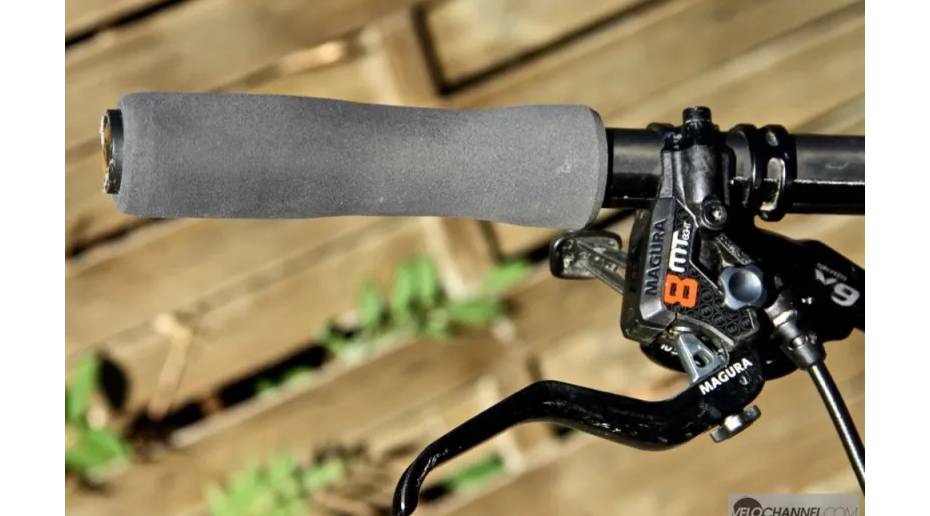 Гріпси ESI Fit CR Black 8 Гріпси ESI Fit CR Black 8