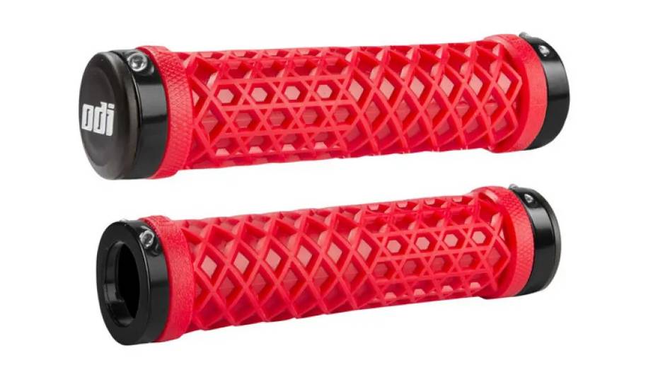 Грипсы ODI Vans® Lock-On Grips красные с черными замками Грипсы ODI Vans® Lock-On Grips красные с черными замками