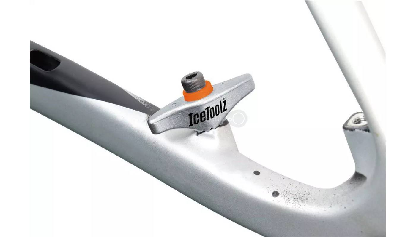 Инструмент IceToolz E272 для торцовки креплений дискового тормоза PM 2 Инструмент IceToolz E272 для торцовки креплений дискового тормоза PM 2