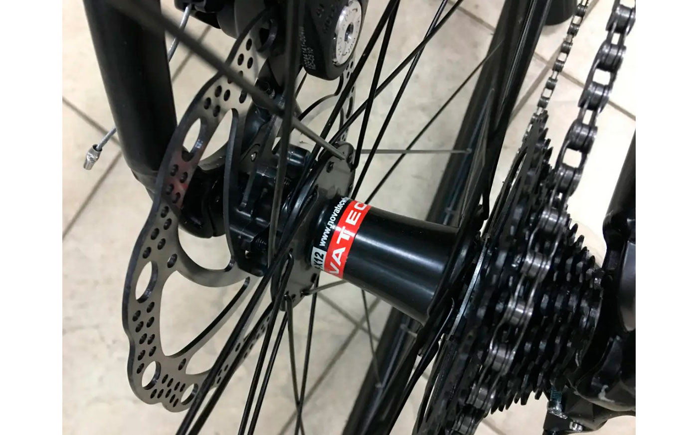 Фотографія Велосипед DeMARCHE Gravel Stone SORA 28" розмір S 2022 Чорний 5