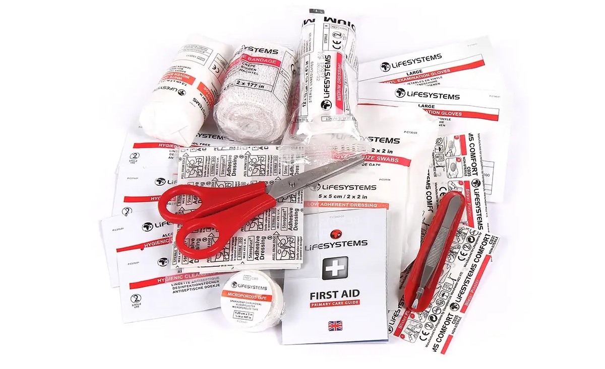 Аптечка Lifesystems Trek First Aid Kit 3 Аптечка Lifesystems Trek First Aid Kit 3
